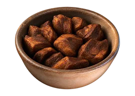 Cuenco de zanahorias peladas