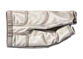 Pantalones de tela desgastados